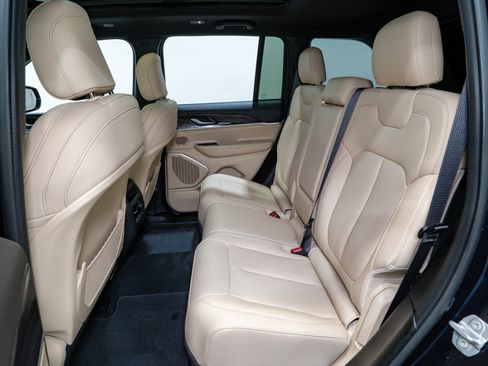 Used 2023 Jeep Grand Cherokee 4WD 4xe image 36