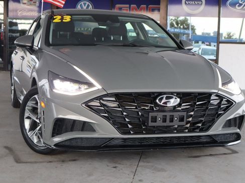 Used 2023 Hyundai Sonata SEL image 2