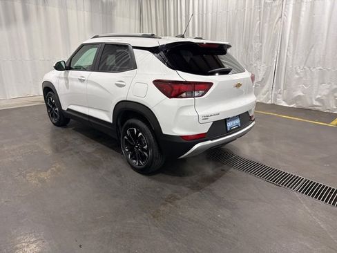 Certified 2023 Chevrolet TrailBlazer LT w/ Convenience Package image 5