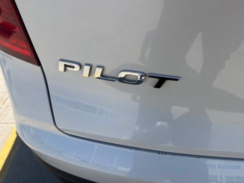 Used 2018 Honda Pilot EX-L image 16