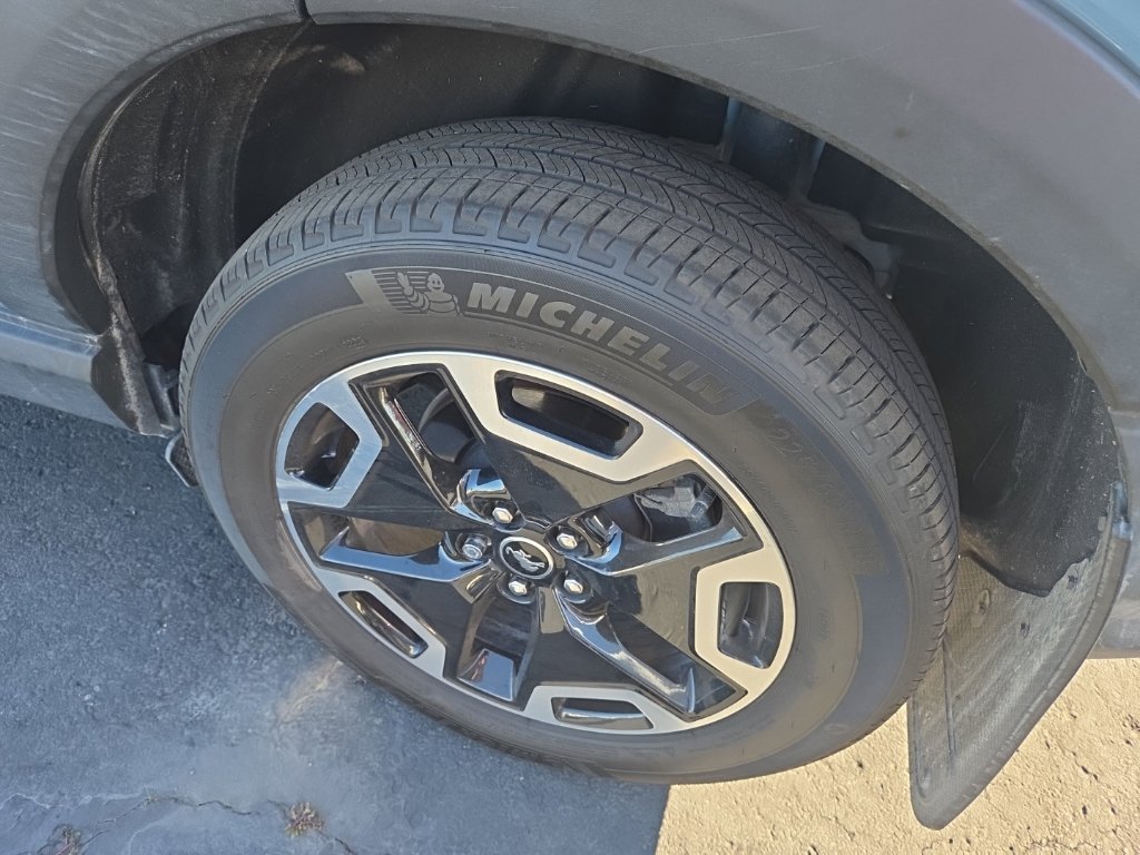Certified 2023 Ford Bronco Sport Outer Banks w/ Tech Package AWD/4WD image 9