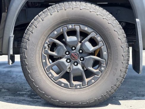Used 2022 Nissan Frontier Pro-X w/ Pro-X Premium Package RWD image 3