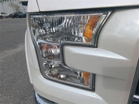 Used 2017 Ford F150 Lariat w/ FX4 Off-Road Package image 11