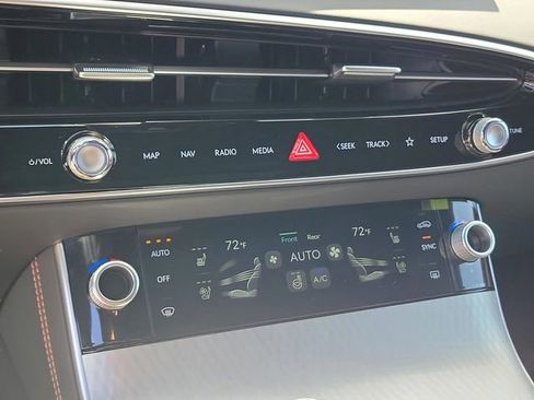 New 2026 Genesis GV70 2.5T Sport Prestige image 13