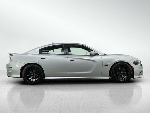 Used 2019 Dodge Charger Scat Pack RWD image 7
