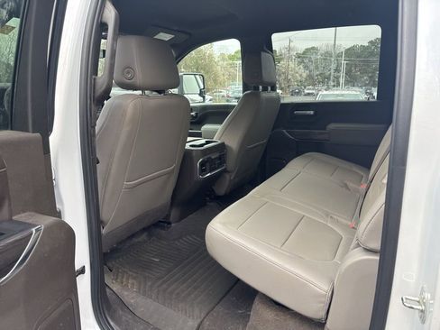 Used 2022 Chevrolet Silverado 2500 LTZ w/ LTZ Premium Package image 13