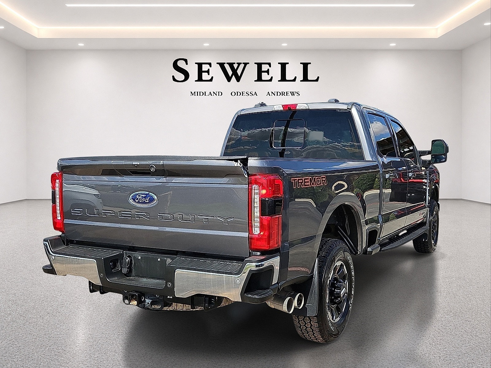 Used 2023 Ford F250 Lariat w/ Lariat Ultimate Package AWD/4WD image 5
