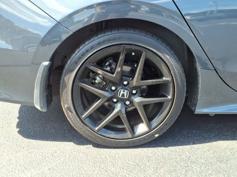 Used 2024 Honda Civic Sport image 9
