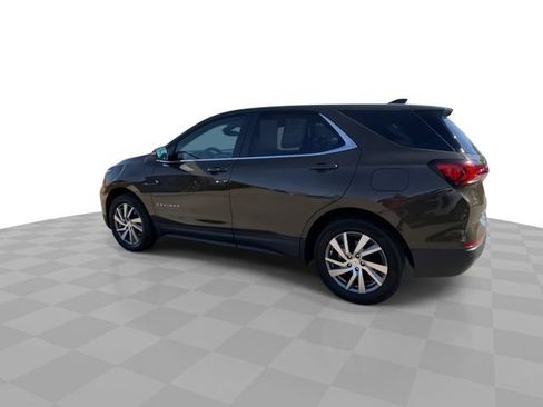 Used 2023 Chevrolet Equinox LT AWD/4WD image 8