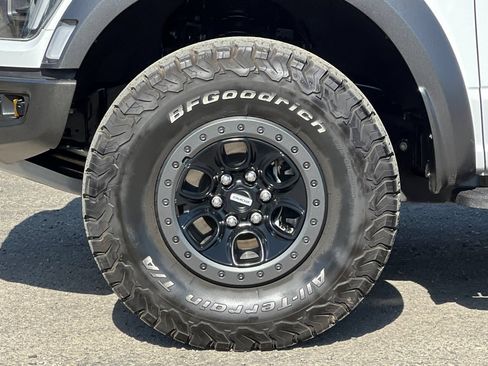 Certified 2023 Ford F150 Raptor w/ Raptor Carbon Fiber Package AWD/4WD image 27