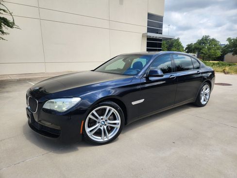 Used 2014 BMW 740Li image 27