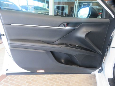 Used 2019 Toyota Camry XSE w/ Driver Assist Package FWD image 13
