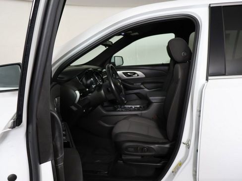 Used 2022 Chevrolet Traverse LT AWD/4WD image 30