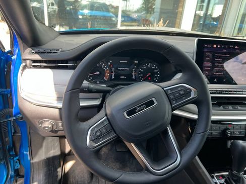 Used 2024 Jeep Compass Limited AWD/4WD image 13