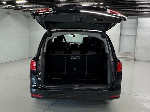 Used 2022 Honda Odyssey Touring image 9