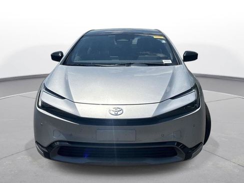 Certified 2024 Toyota Prius FWD image 3