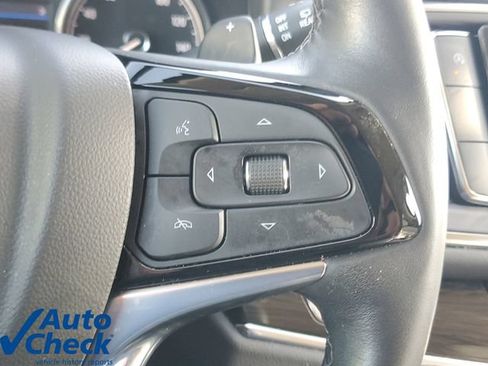 Used 2024 Buick Enclave Essence w/ Technology Package FWD image 23