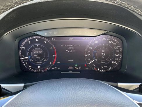 Used 2018 Volkswagen Atlas SEL Premium image 12