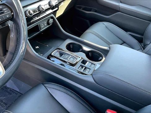 New 2025 Honda Pilot EX-L image 14