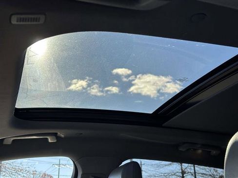 Used 2022 Lincoln Nautilus Reserve image 15