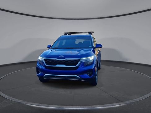 Used 2021 Kia Seltos EX image 3