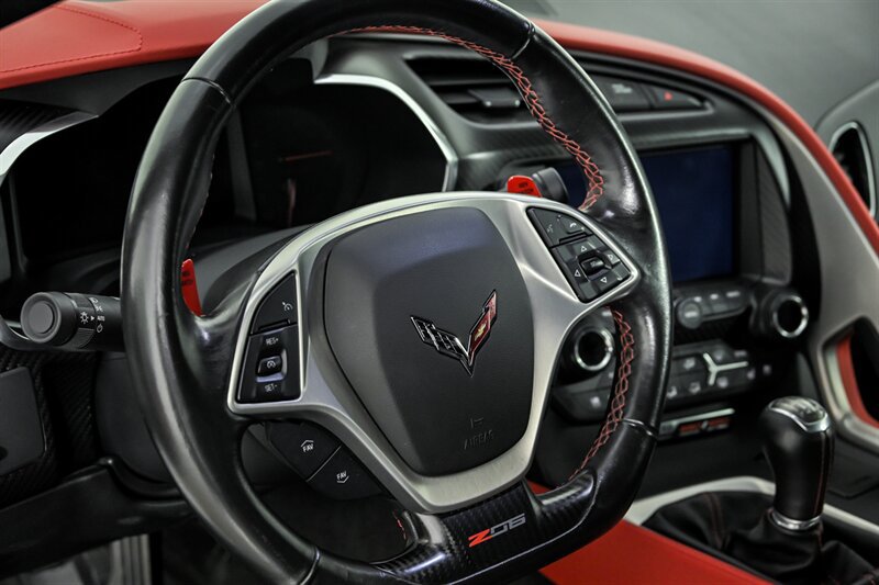 Used 2019 Chevrolet Corvette Z06 RWD image 19