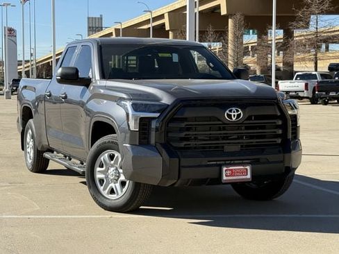 New 2026 Toyota Tundra SR image 2