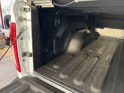 Certified 2022 RAM 2500 Tradesman AWD/4WD image 28