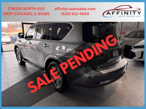 Used 2017 INFINITI QX80 4WD image 3