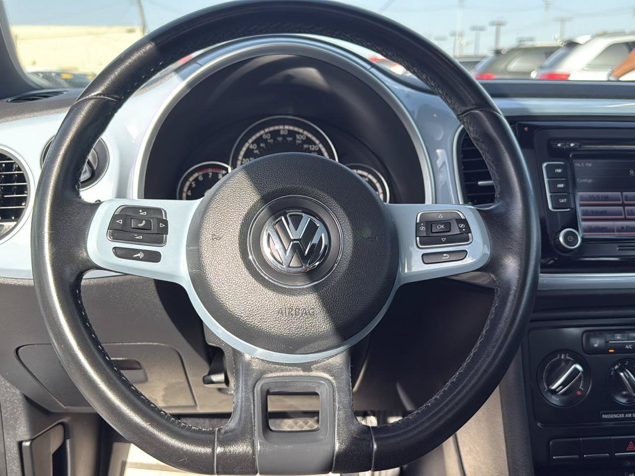 Used 2013 Volkswagen Beetle 2.5 FWD image 13