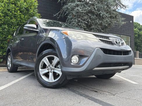 Used 2015 Toyota RAV4 XLE w/ Outdoor Package FWD image 8