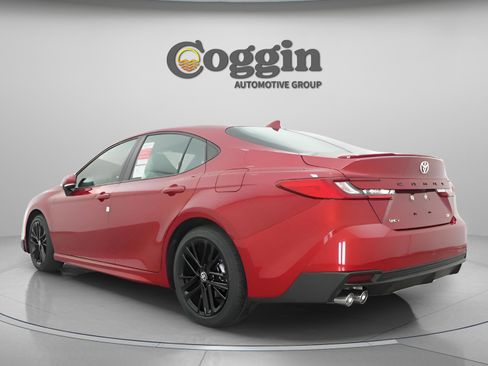 New 2026 Toyota Camry SE image 11