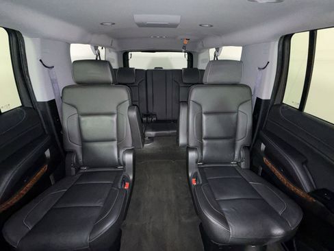Used 2015 Chevrolet Suburban LTZ AWD/4WD image 25