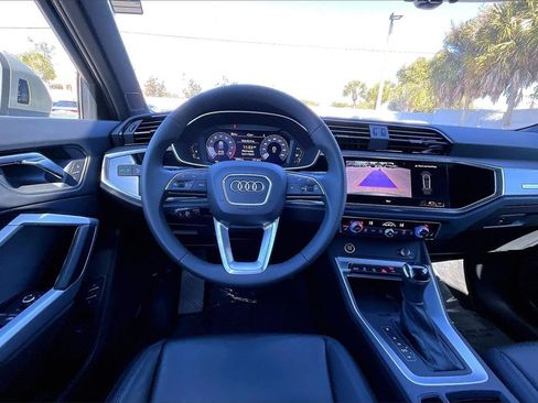 Certified 2024 Audi Q3 2.0T Premium w/ Convenience Package image 19