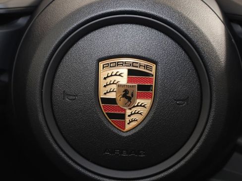 Used 2025 Porsche 911 Carrera RWD image 59