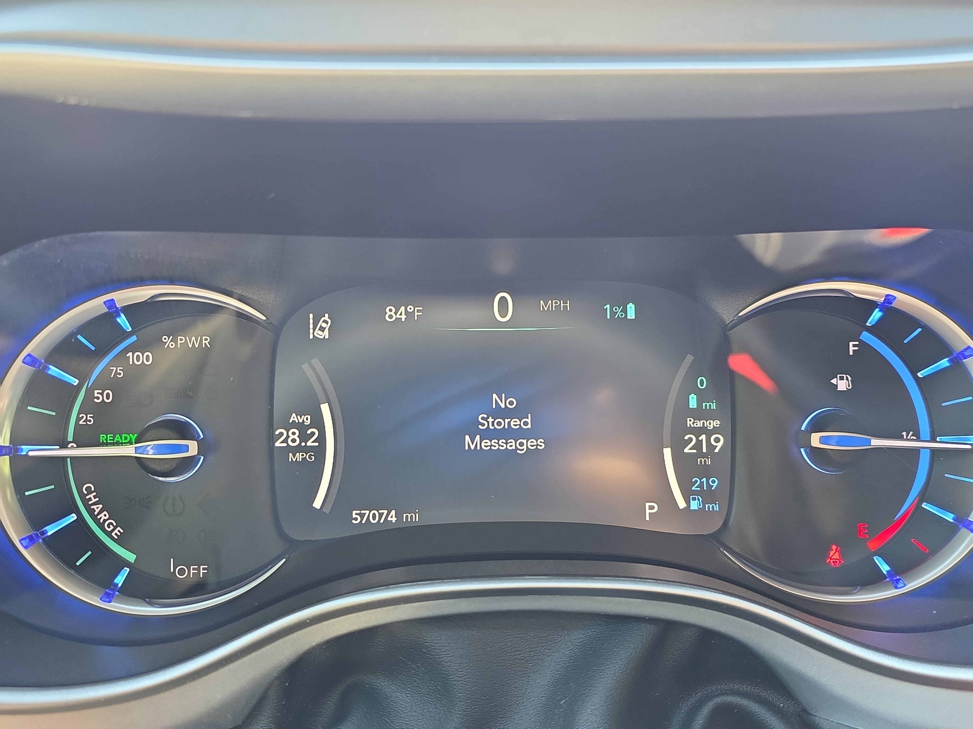 Used 2024 Chrysler Pacifica Limited FWD image 7