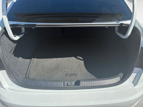 Used 2021 Volkswagen Jetta GLI image 17