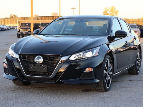 Used 2022 Nissan Altima 2.5 SR image 6