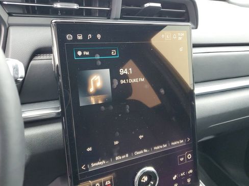 Used 2026 GMC Terrain Elevation w/ Elevation Premium Package image 19