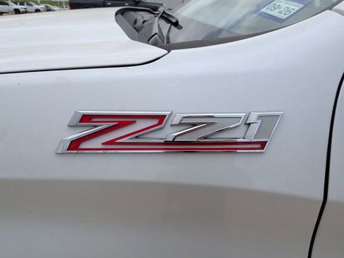 Used 2019 Chevrolet Silverado 1500 LT w/ Texas Edition image 42