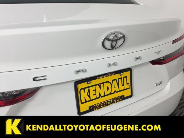 Used 2025 Toyota Camry LE FWD image 10