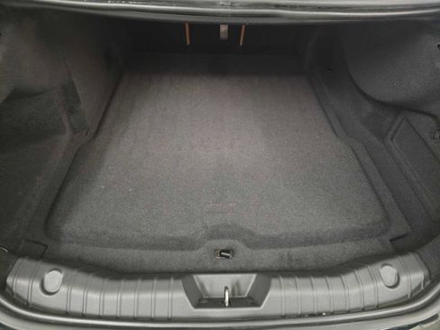 Used 2023 Jaguar XF R-Dynamic SE image 17