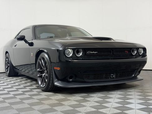Used 2020 Dodge Challenger R/T Scat Pack w/ Plus Package RWD image 7
