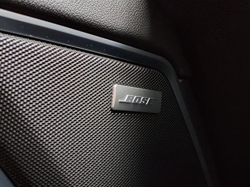 Used 2022 GMC Sierra 1500 SLT w/ SLT Premium Package image 16