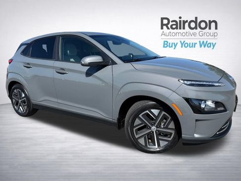 Used 2023 Hyundai Kona SEL w/ Cargo Package FWD image 1