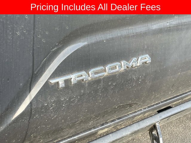 Used 2025 Toyota Tacoma SR5 AWD/4WD image 3