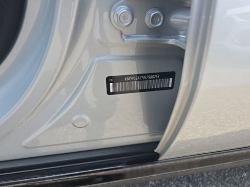 Used 2022 Kia Sportage Nightfall Edition FWD image 32