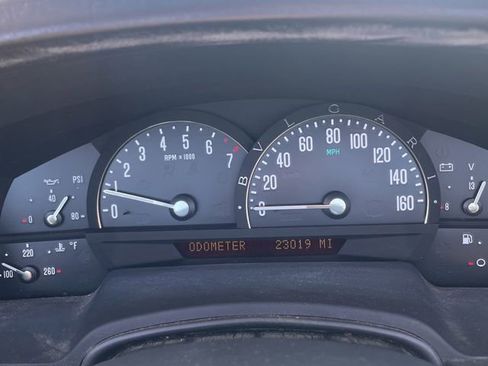 Used 2006 Cadillac XLR image 4