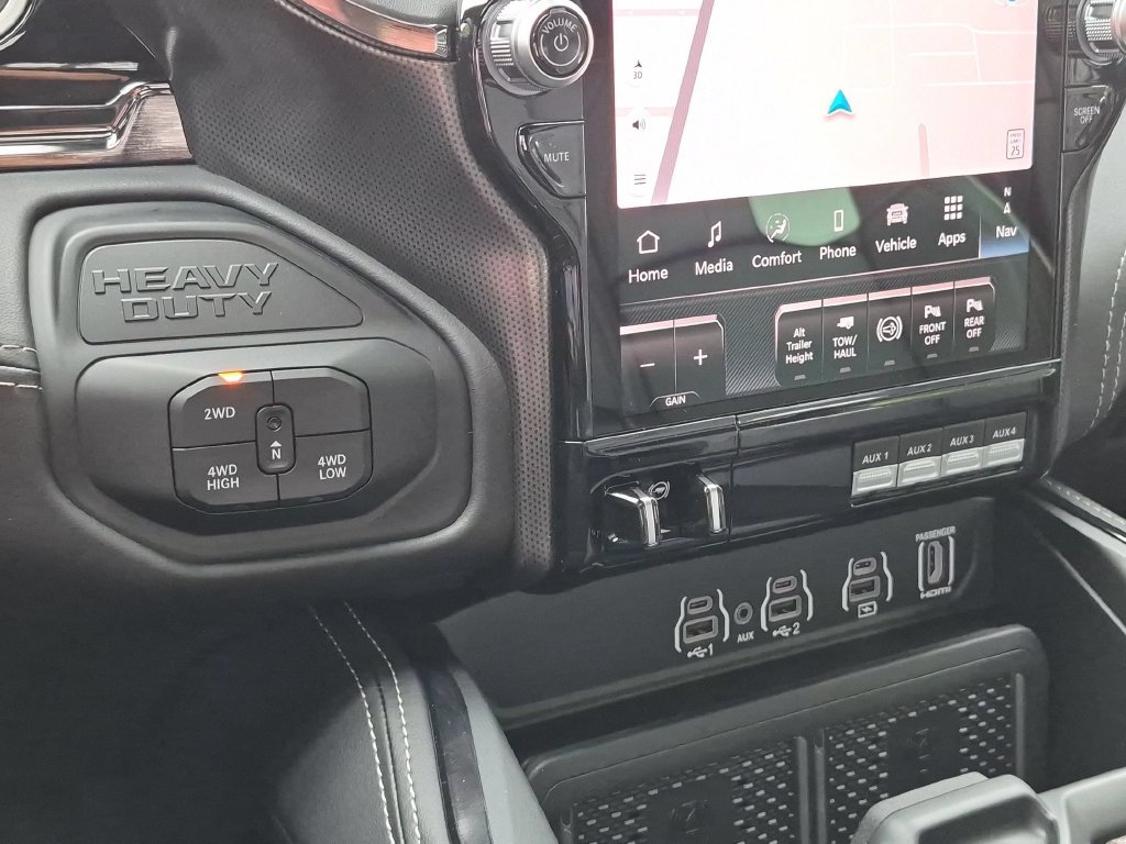 New 2027 RAM 3500 Limited AWD/4WD image 25