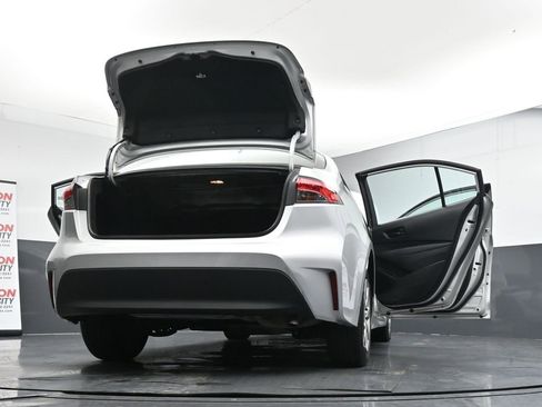 Used 2023 Toyota Corolla LE image 29